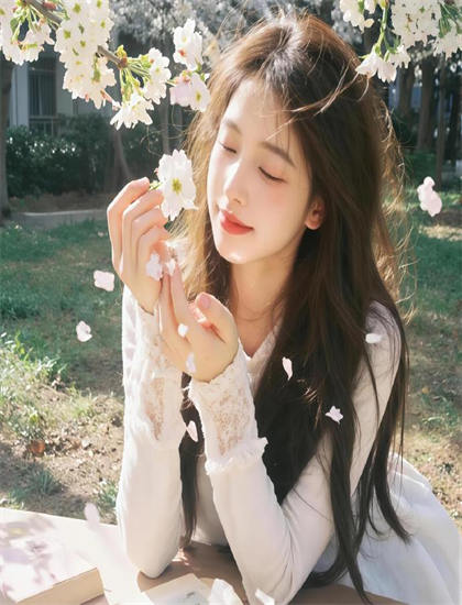 发现《医妃还朝》：未被注意的细节与意义，在线播放