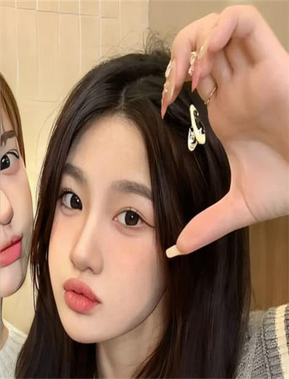 《离婚后我的首富身份曝光了》技术揭秘：斯坦尼康如何提升作品质量的技术保障 提升中国电影的国际竞争力